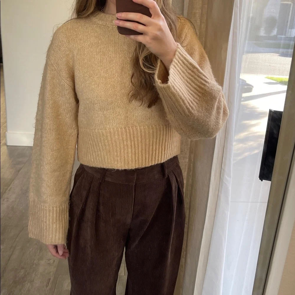 Zara Beige Ribbed Crew Neck Sweater - Picture 2 of 13